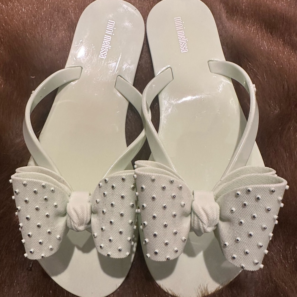 Mini Melissa - Picture 1 of 8